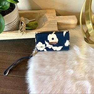 Kate Spade New York Wristlet Wallet cell case
